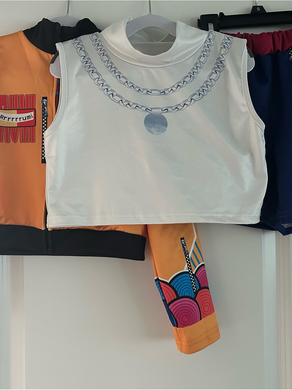 Girls K-Pop Demon Hunters “Rumi” Mock-Neck Sleeveless Crop Top with Chain Print